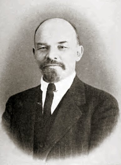 LeninEnSuizaMarzo1916–barbaroussovietr00mcbr Lenin-in-1916
